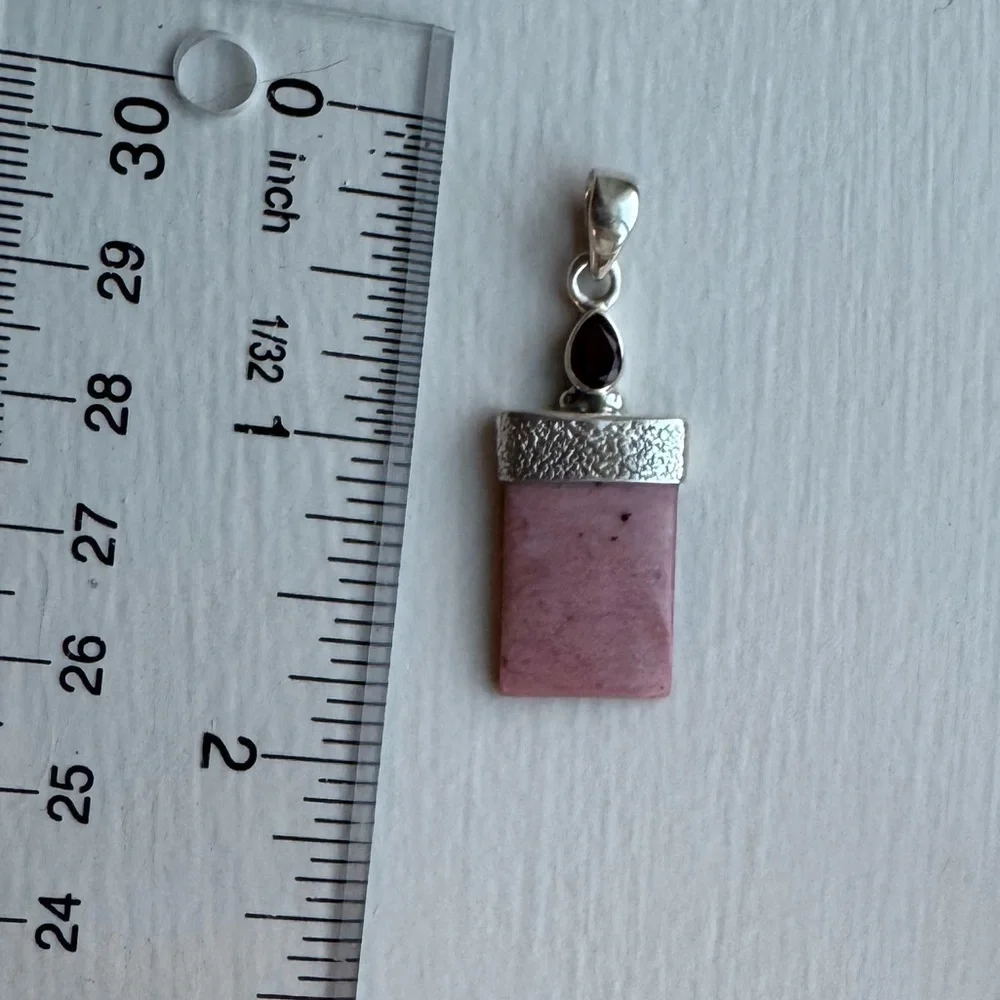 NWOT Sundance Blush Serenity Pendant, Garnet, Pink Tulip Quartz, Sterling Silver